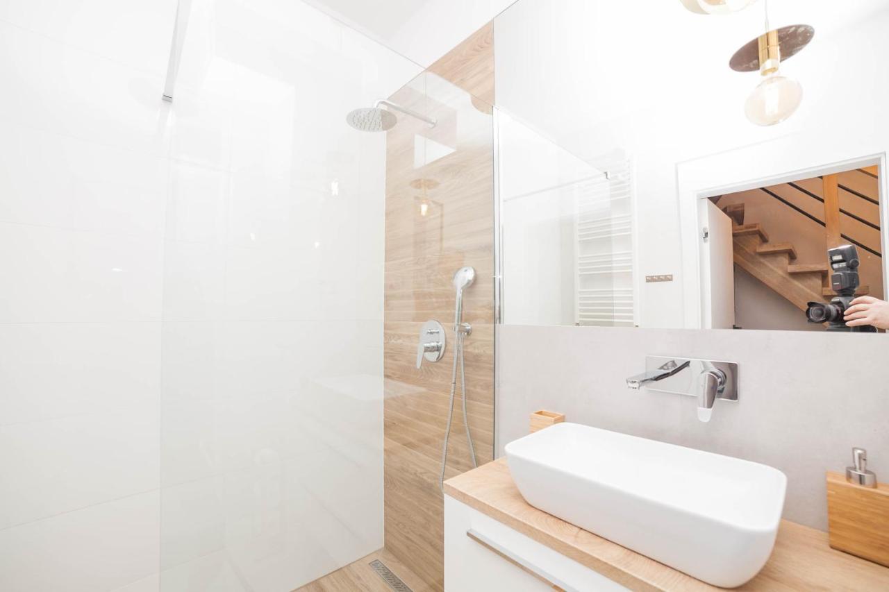 Mragowo Dwupoziomowy Apartament Indygo 85M2 Z Widokiem Na Jezioro Exterior foto